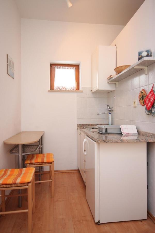 Apartments With A Parking Space Kraj, Opatija - 7794 Kraj  外观 照片
